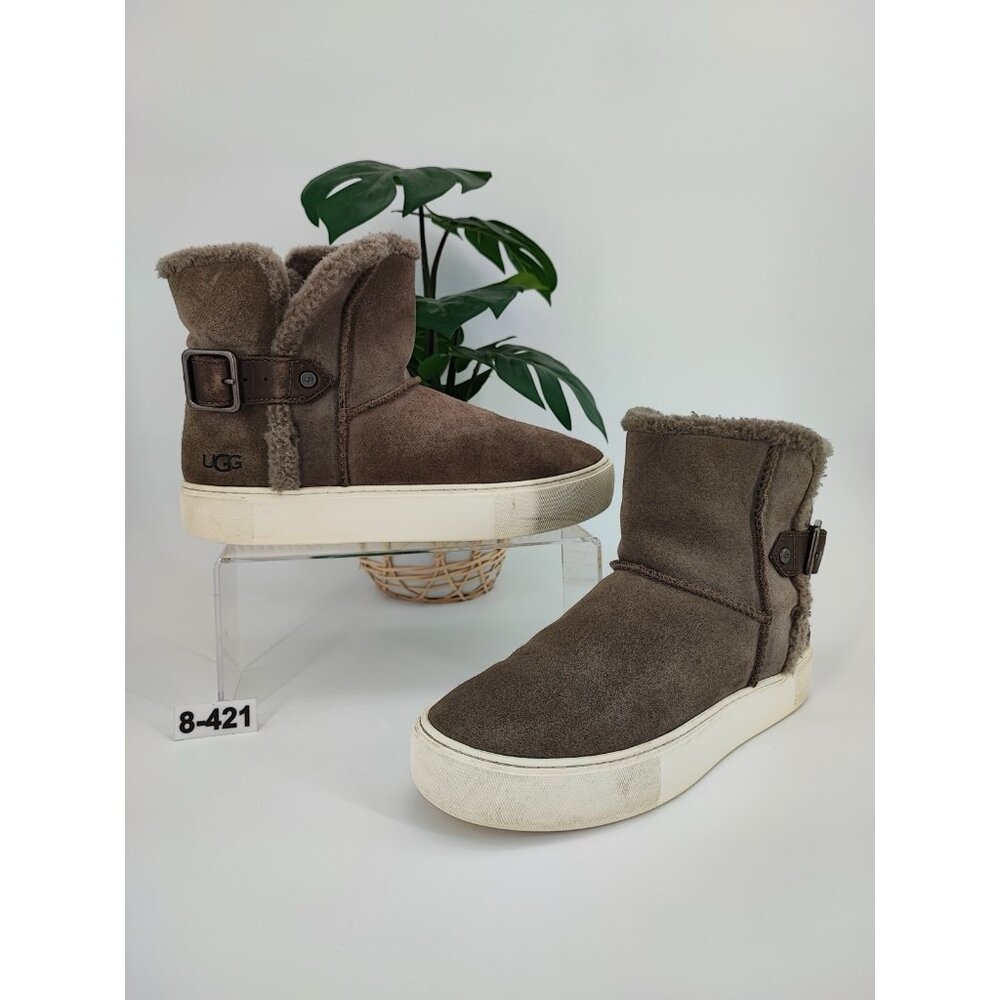 UGG Aica Women's Size 8 US Suede Brown Ankle Boots 1104020